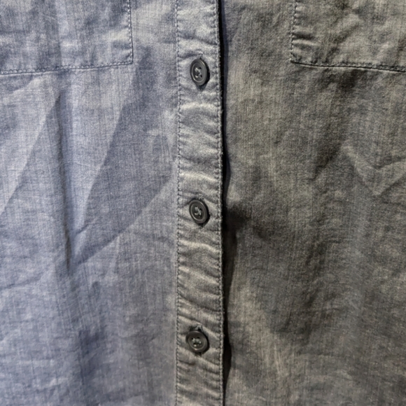 ANN Taylor| Button Down Blouse Shirt Light Gray Long Sleeves |Size: 4 - Picture 7 of 9